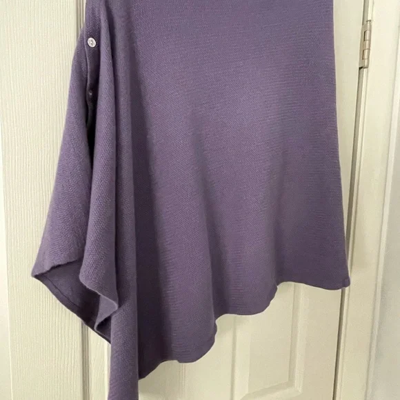 J. Jill Lavender Two Way Button-Accent Lightweight Poncho - Picture 3 of 6